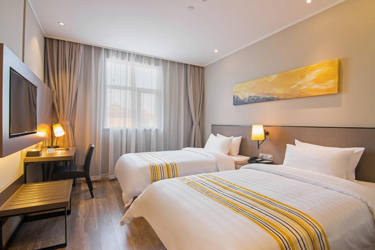 Homeinn Boutique Pudong Airport Branch 3* Shanghai